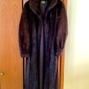 Elegant Brown/Black Beaver Full length Fur